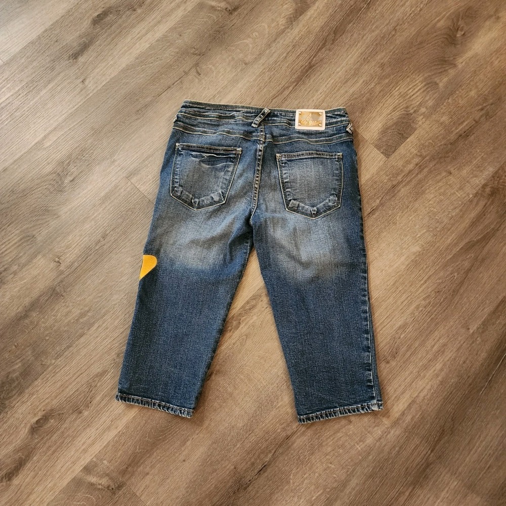 Vintage Baby Phat Y2K Capri Jeans Cat Embroidered McBling Cropped Denim 5 / 6 - Picture 3 of 16